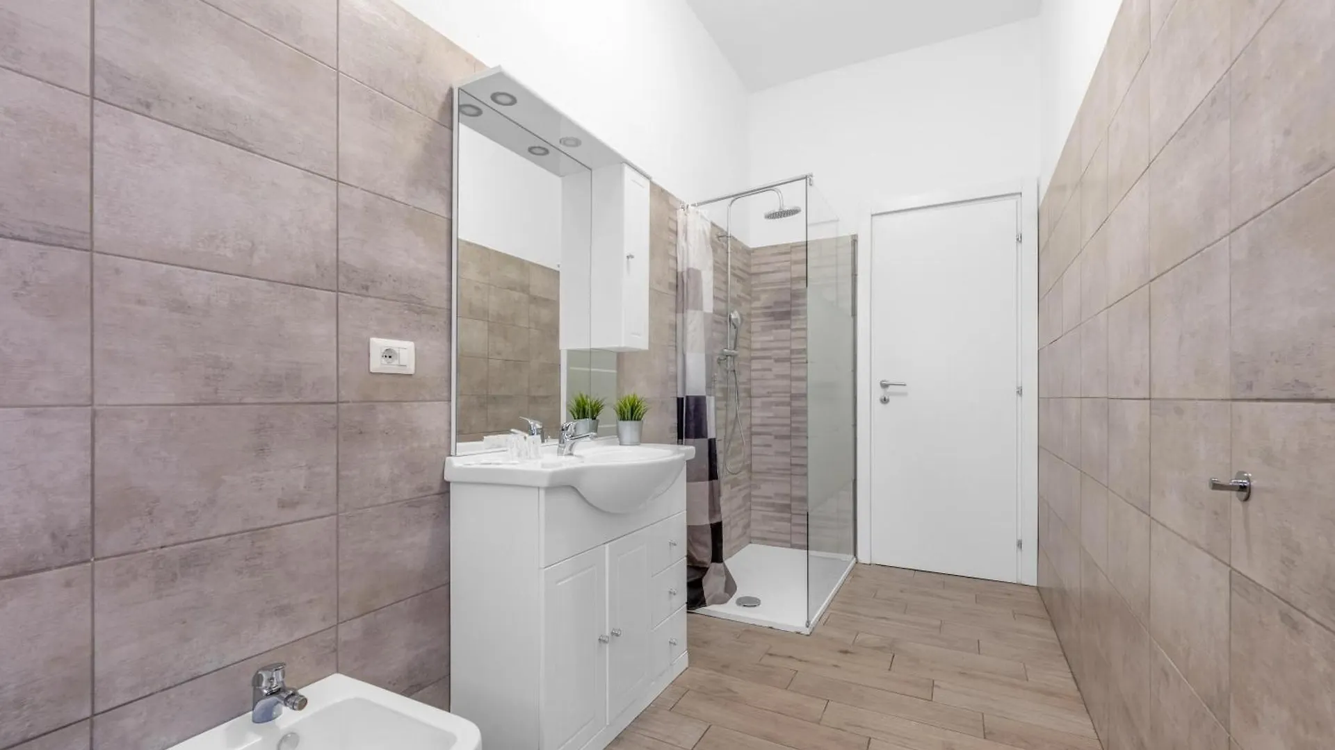 Ma26 -San Siro- Large - New Apartment - Milan 0*,